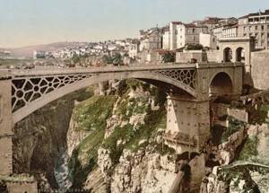 25 невероятных мостов, которые можно назвать настоящими шедеврами искусства.