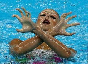 25 самых уморительных фото пловчих, которые доведут тебя до истерики. Тише, ты же на работе!