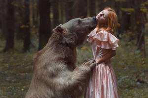 Эти захватывающие фотографии девушек с дикими зверями лишат тебя дара речи... Страх и восхищение!