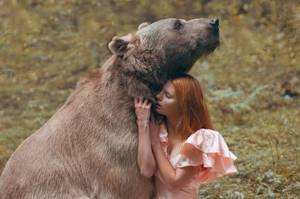 Эти захватывающие фотографии девушек с дикими зверями лишат тебя дара речи... Страх и восхищение!