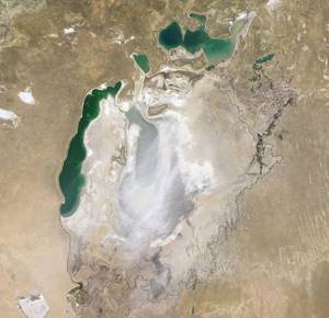 Это одна из самых масштабных экологических катастроф! Как пересохло Аральское море...
