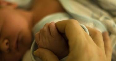 Как рождение ребенка влияет на мозг женщины: удивительные факты о послеродовом периоде!