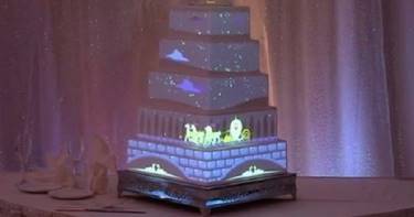Мечтаешь о сказочной свадьбе? Дисней превратит твой свадебный торт в волшебное произведение искусства.
