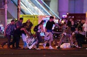«Обойма за обоймой — пули свистели повсюду...» Вся правда об ужасающих событиях в Лас-Вегасе.