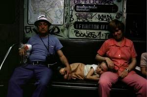 Обратная сторона Большого Яблока. Кричащая атмосфера нью-йоркского метро 80-х в объективе американского фотографа.