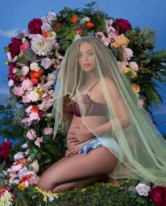 Оголенные фото беременной Бейонсе вызвали настоящий бум в Интернете... Это просто шедевры!