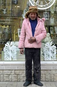 Уличная мода по-львовски. Познакомься, это Славик - самый стильный бездомный в мире.
