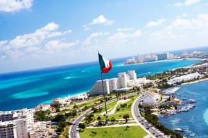 В Мексике платят 10 000 $ в месяц тому, кто согласен жить возле Карибского моря.