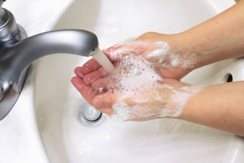 Вот почему в США запретили антибактериальное мыло!