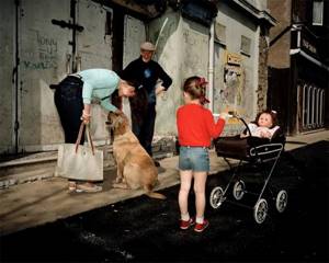 «Я показываю людей такими, какие они есть». Неприглядность быта британских рабочих на откровенных фото Мартина Парра.