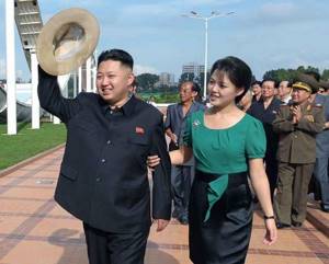 Любовь Ким Чен Ына. Что известно о первой леди КНДР — самой закрытой страны в мире.