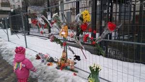 «Наши дети горели, а мы просто наблюдали». Что рассказали родители погибших в Кемерово.