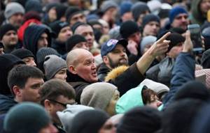 «Преступная халатность и разгильдяйство». Владимир Путин озвучил причины пожара в Кемерово, но на митинг не пришел.