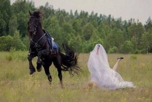 В лучших традициях русской свадьбы! 29 отвратительных шедевров свадебного фотоискусства.