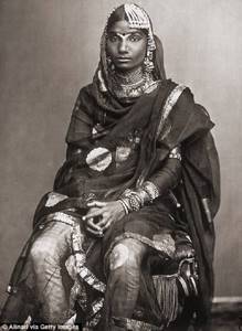 19 фото из коллекции индийского махараджи, которая более 100 лет оставалась нетронутой.