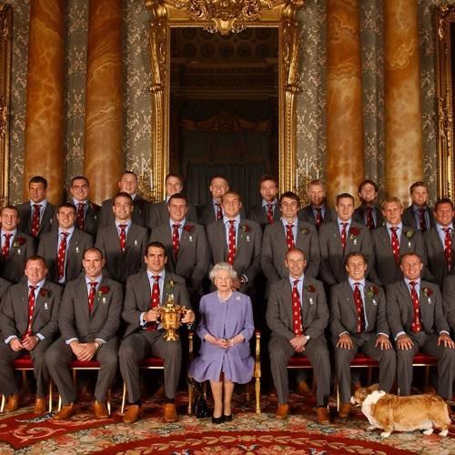 Их высочество корги. 30 причин, по которым королева Елизавета так любит этих собак.