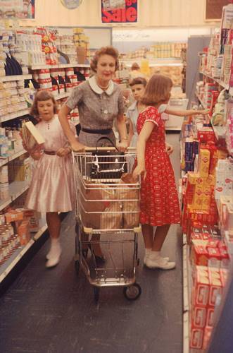 27 раритетных фото американских супермаркетов, которые расскажут многое о СССР