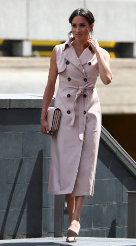 Герцогиня Сассекская задает тон моде. Этим летом все модницы будут носить такое платье!